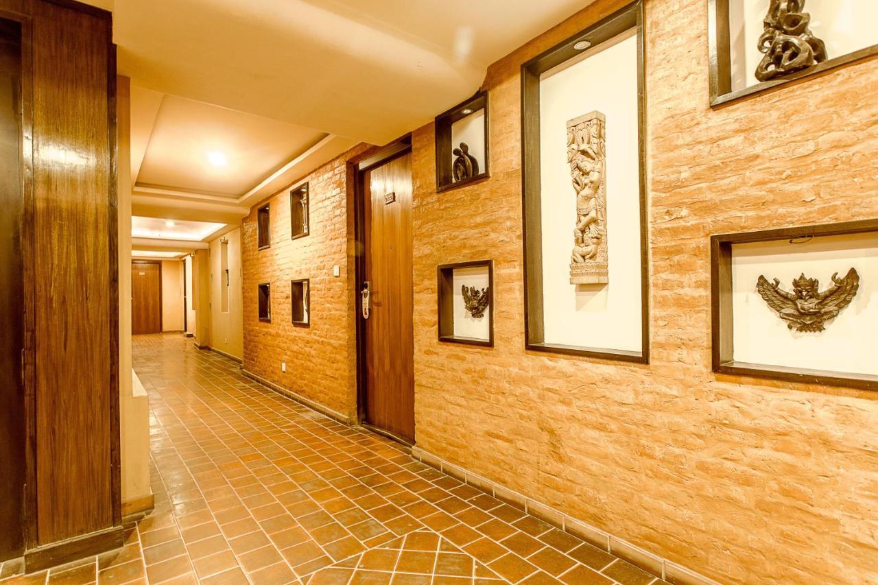 Gaju Suite Hotel Katmandú Exterior foto