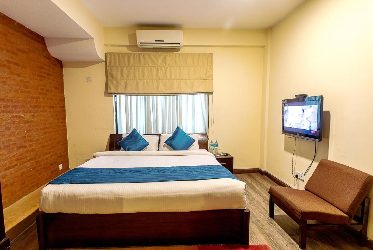 Gaju Suite Hotel Katmandú Exterior foto